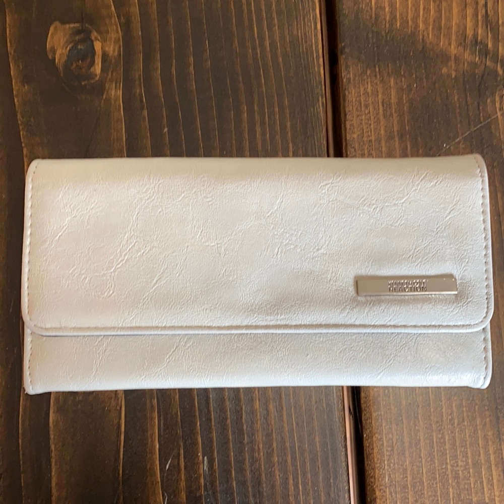 Kenneth Cole Reaction wallet